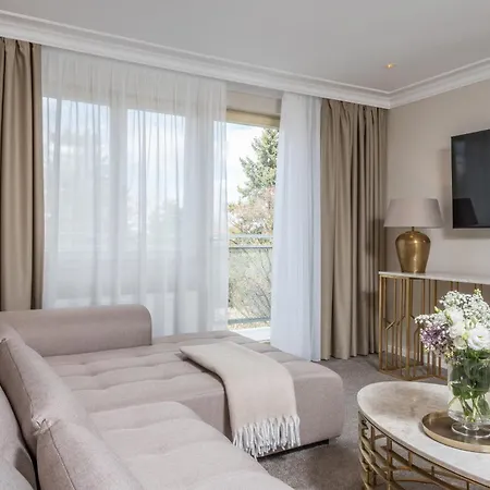 Mamma's Boutique מלון 4*